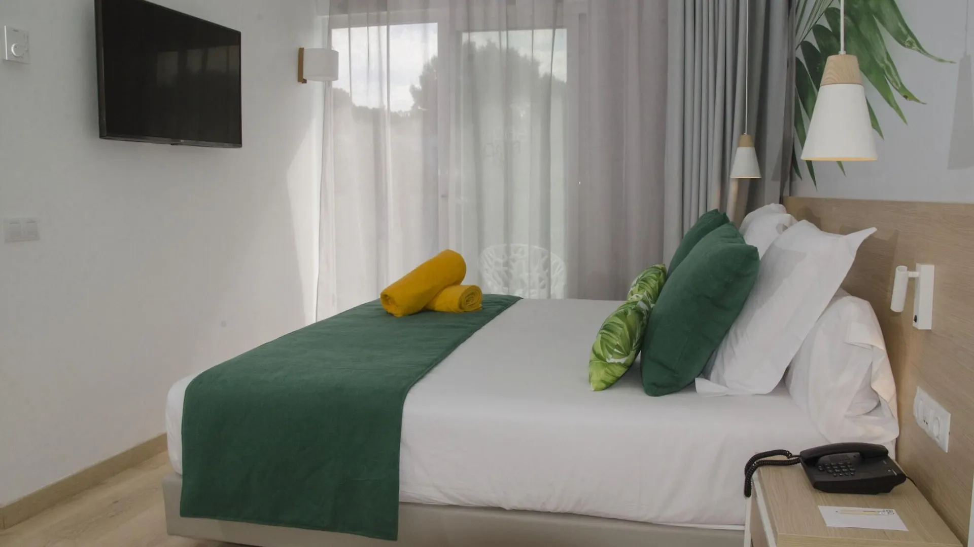 Bq Paguera Boutique Hotel - Adults Only 4*, Peguera